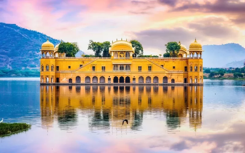 Discover Royal Rajasthan with Jaipur Tour Packages
