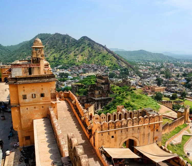 Delhi to Jaipur Tour Package (3D/2N)